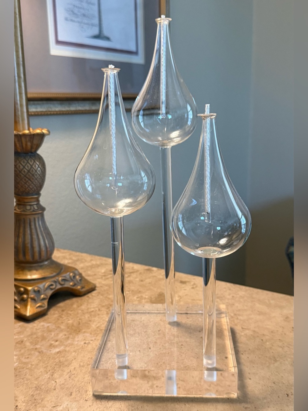 Belag MCM 3-Tulip Stem Hand Blown Glass Oil Lamp Lucite Base - Vintage